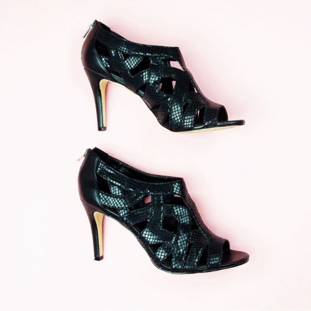 Calvin Klein Kiani Python Embossed Leather Sandals A8‎ - Picture 3 of 10